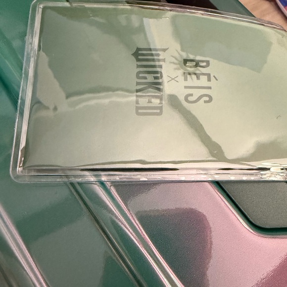 The Carry-On Roller in Wicked Green - Picture 5 of 10